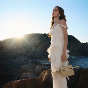 Quần ống rộng buộc đai