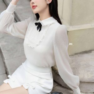 Quần ngắn phối nơ